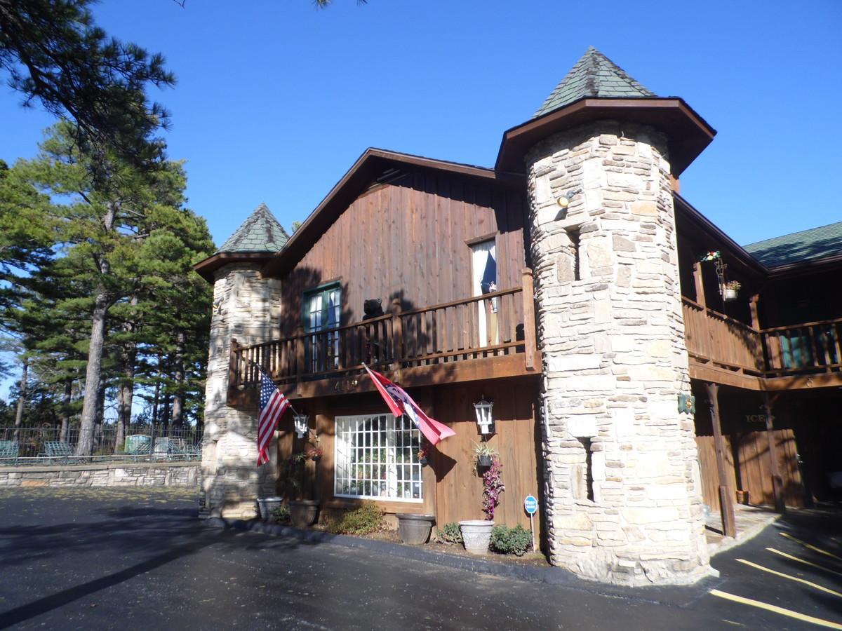 Country Mountain Inn Eureka Springs Extérieur photo