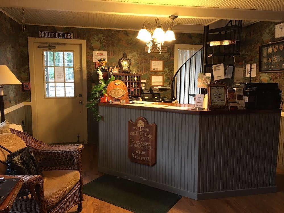 Country Mountain Inn Eureka Springs Extérieur photo