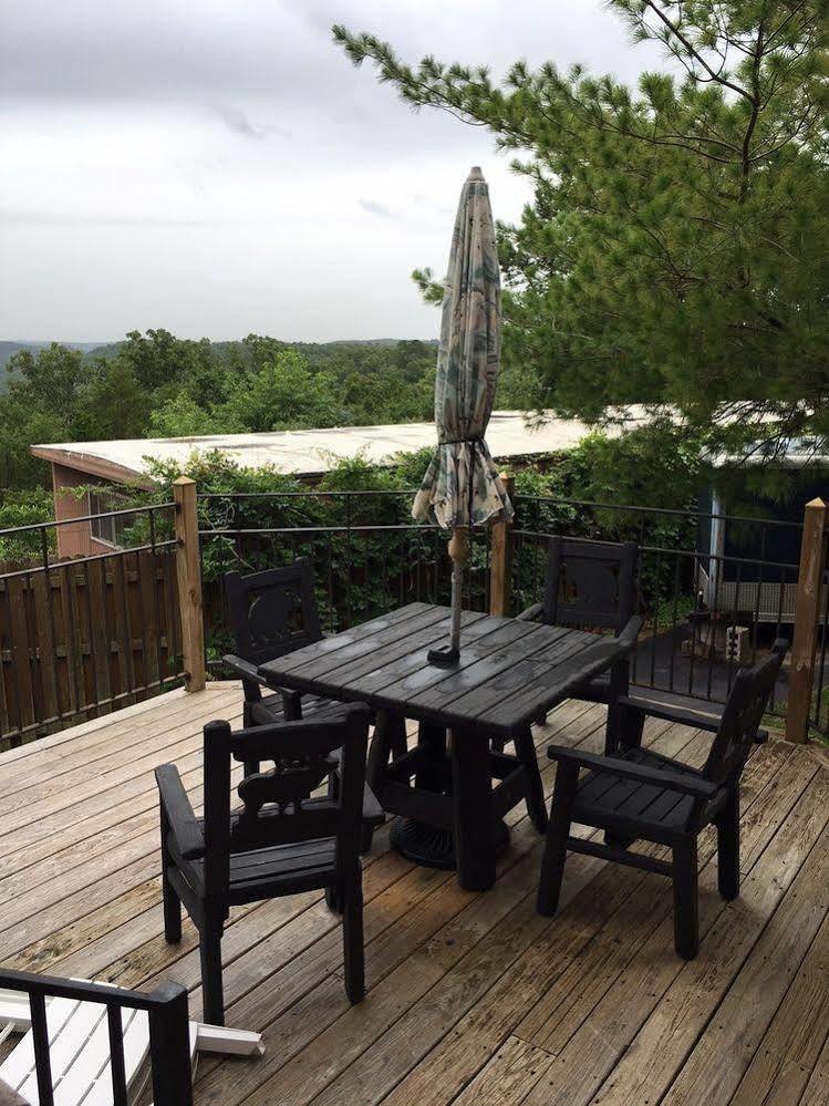 Country Mountain Inn Eureka Springs Extérieur photo